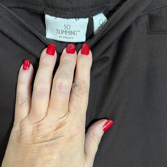 Brown So Slimming Chico's Size 0 Short - Picture 8 of 8